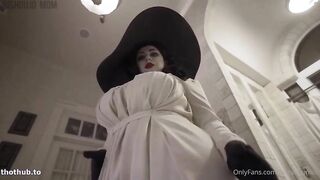 Bishoujomom Lady Dimitrescu