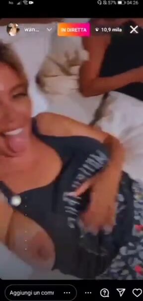 Wanda Nara show in IG a prohibited thing ????