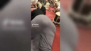 Fat Ass Haram Hijabi twerking for Arab men