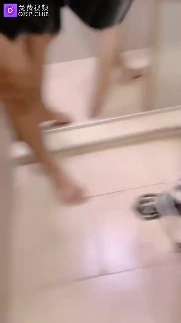 Who is this 3