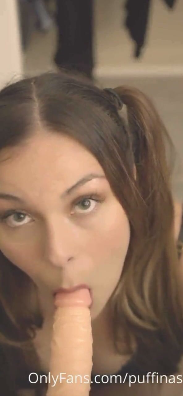 Puffin asmr dildo bj