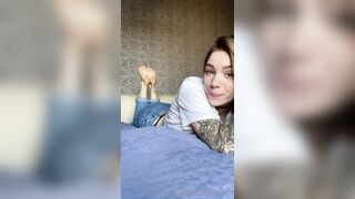 Aven Turinex:  Feet Worship JOI