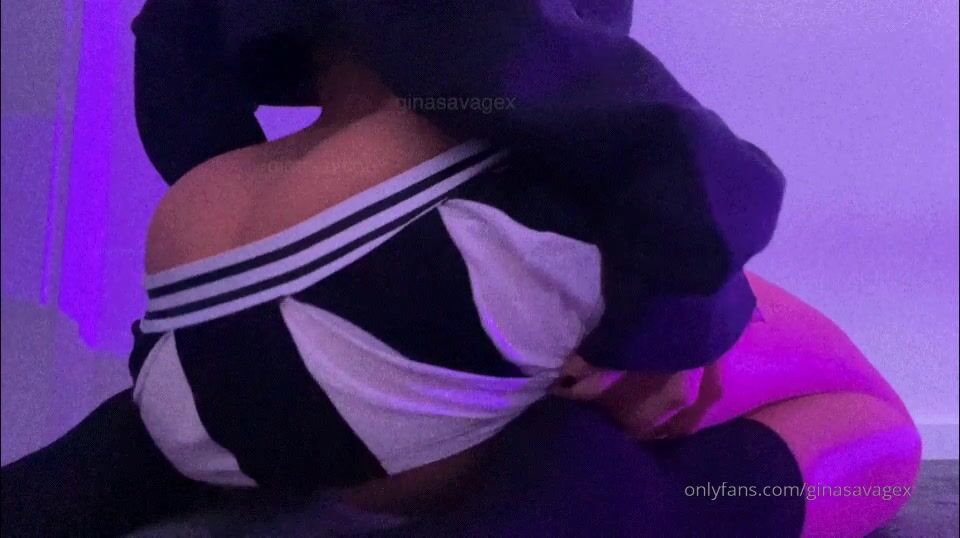 ginasavagex twerking