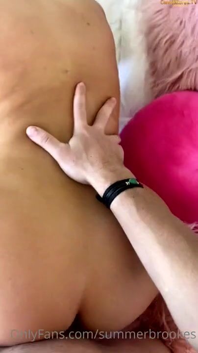 Summer Brookes onlyfans pool sextape