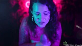 little clover whispers - blowjob in a nightclub