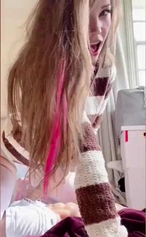 Belle Delphine Dildo Riding