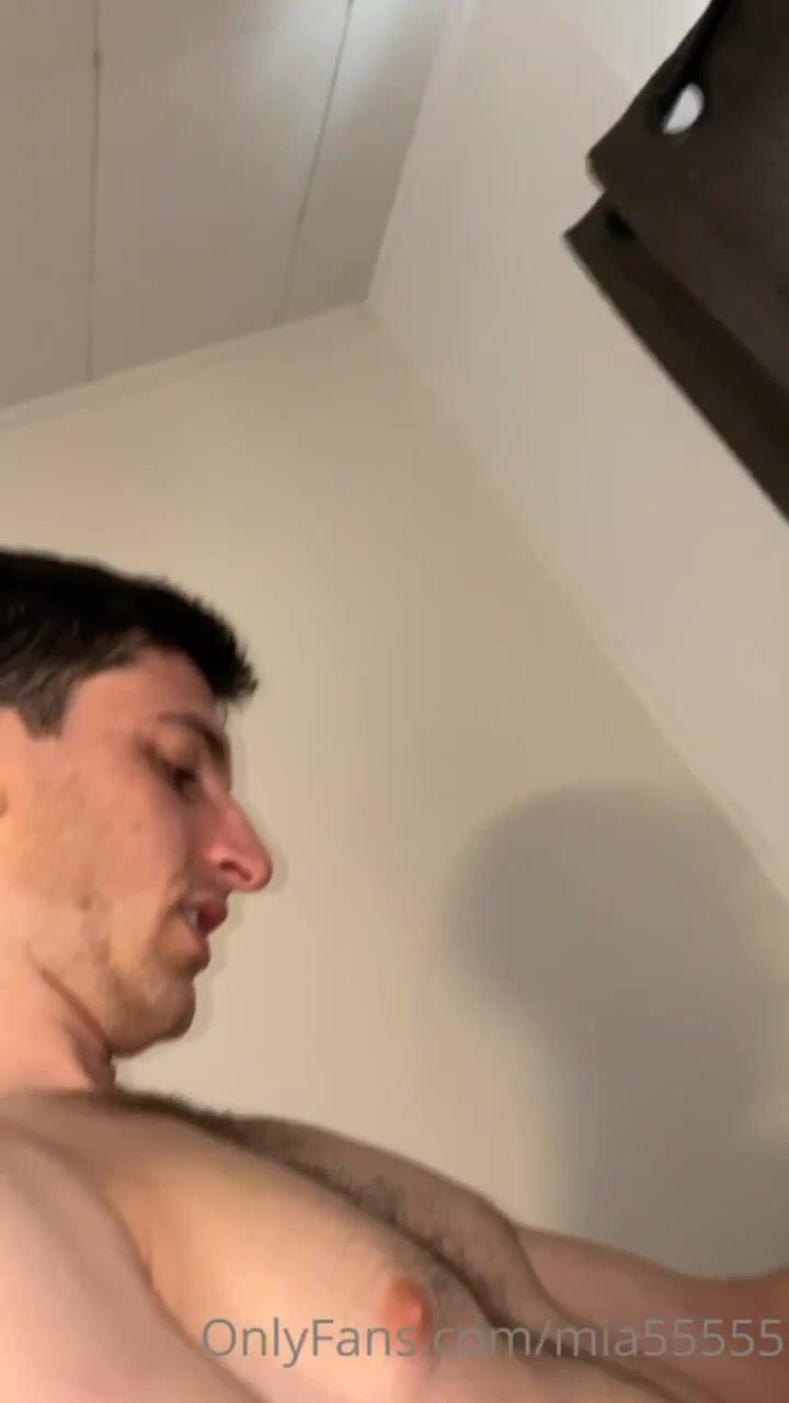 Mia55555 revealing herself