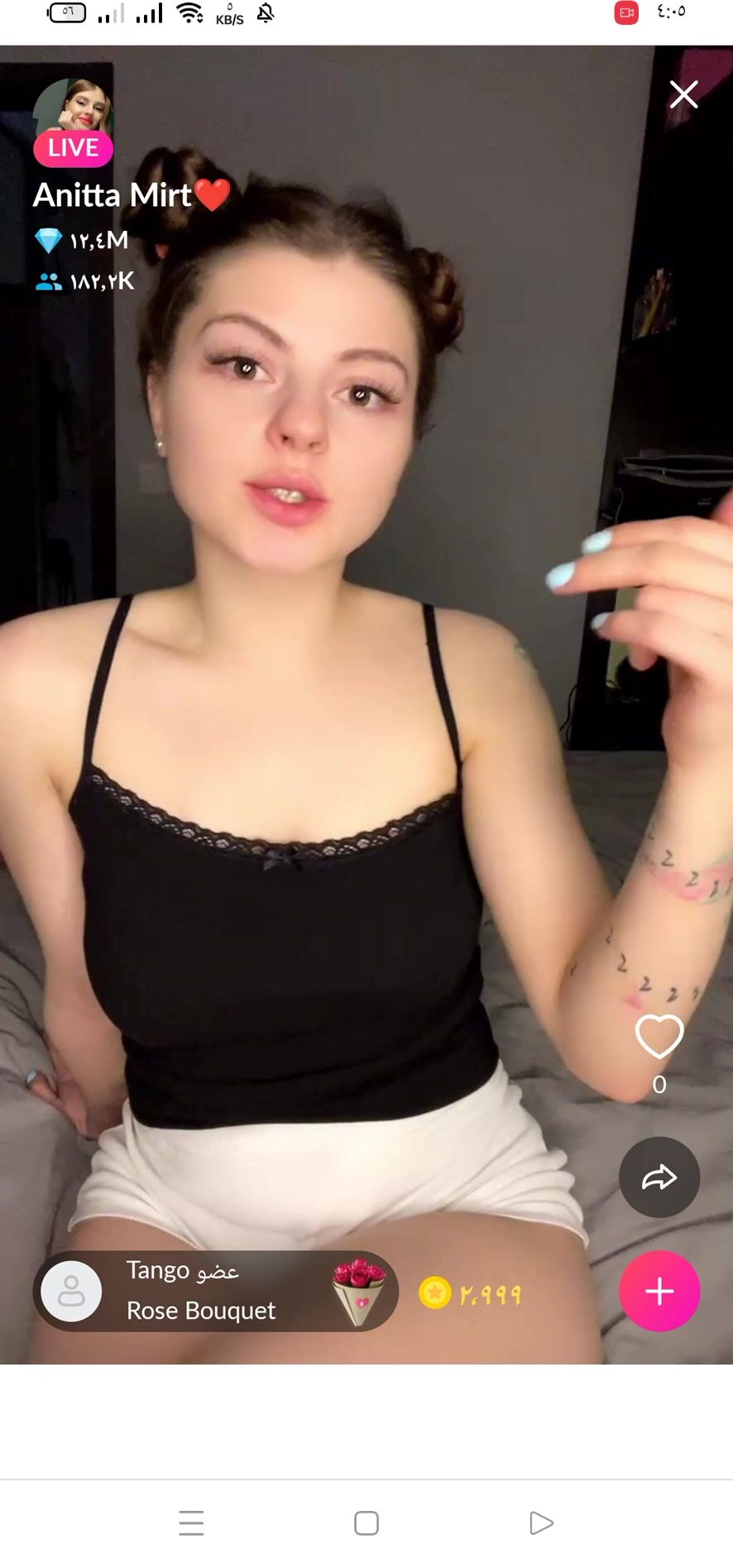 Anitta Mirt's seductive gaze