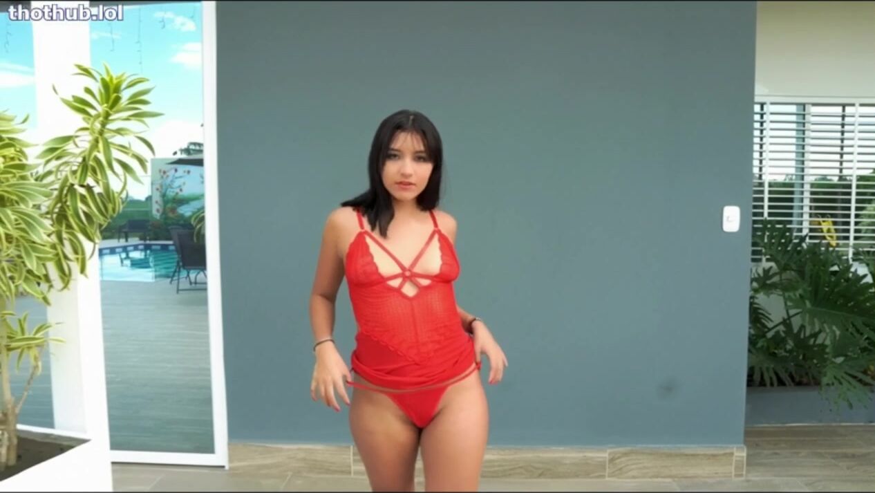 Sinpeca2 tv girls roxy, emily yeye nude lingerie try on haul