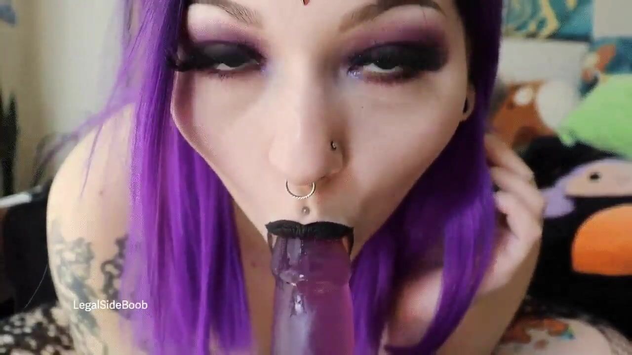 Raven Teen Titans LegalSideBoob cosplay