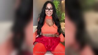 Brittanya razavi cosplay masturbation