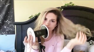 Ear Eating Gum Chewing ASMR