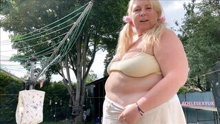 ADELESEXYUK FEEDING HER BIRDS ON CAMERA