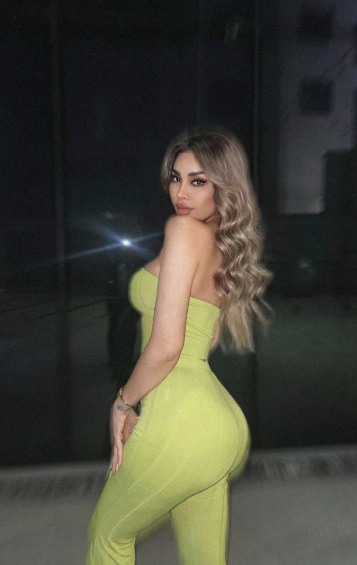 Abeer Alhadi nude