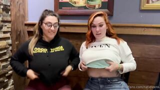 Tati Evans Public Flashing Restraunt Taylor Gunner