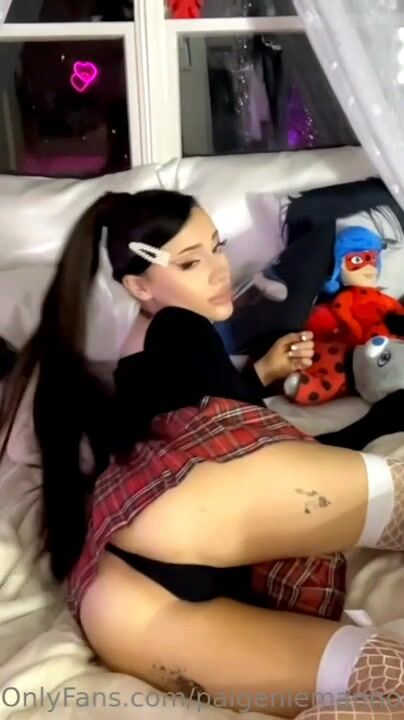 Paige niemann 3