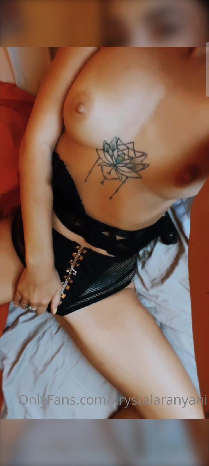Krystal Aranyani masturbate
