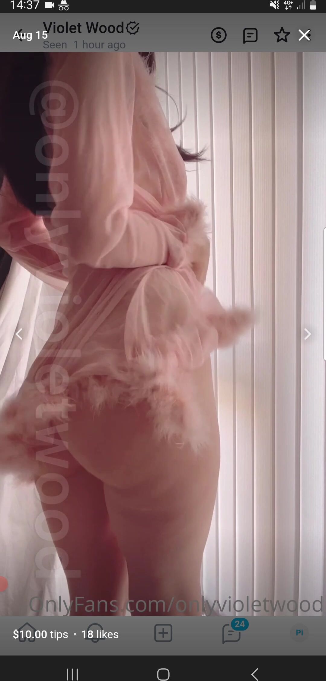 OnlyVioletWood flaunts her assets confident and bold