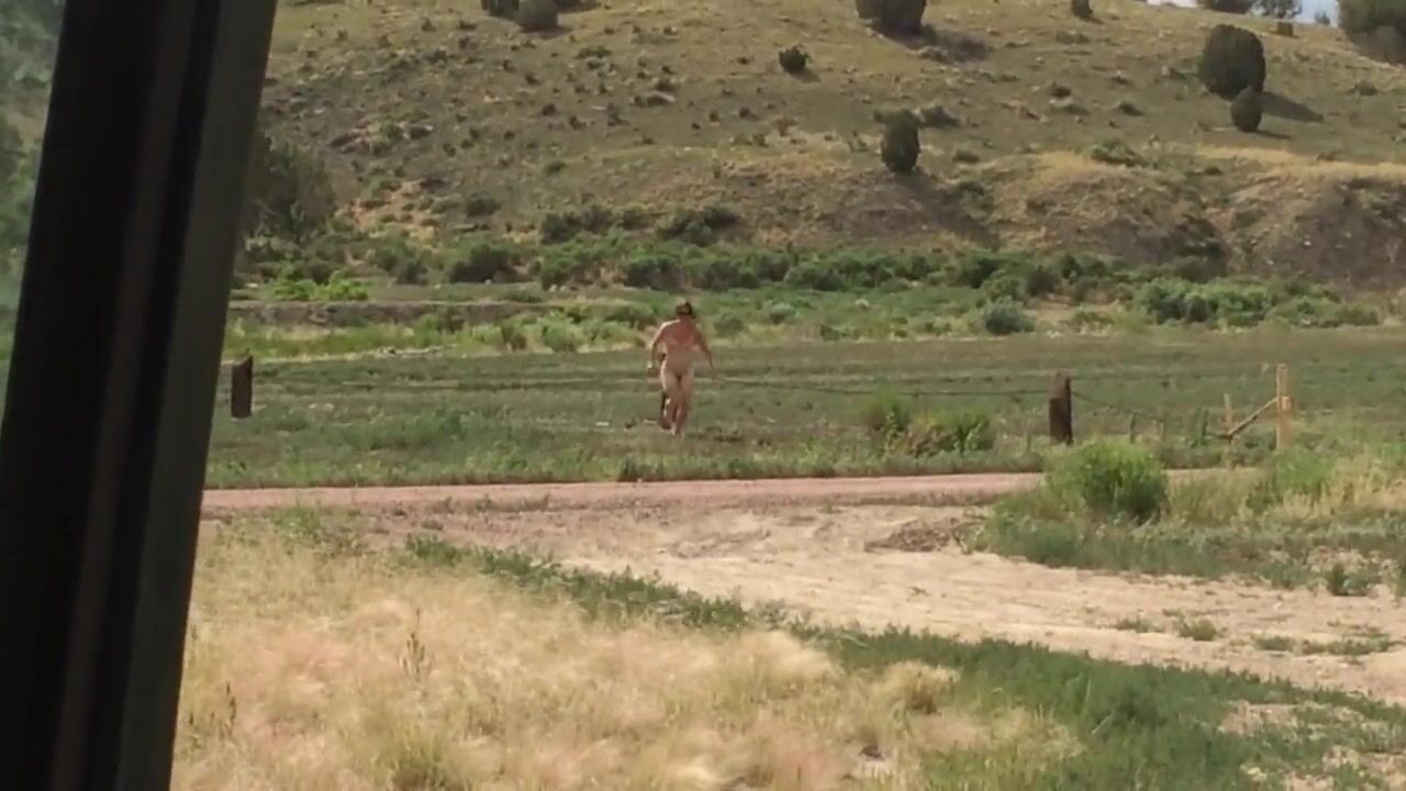 naked dare public