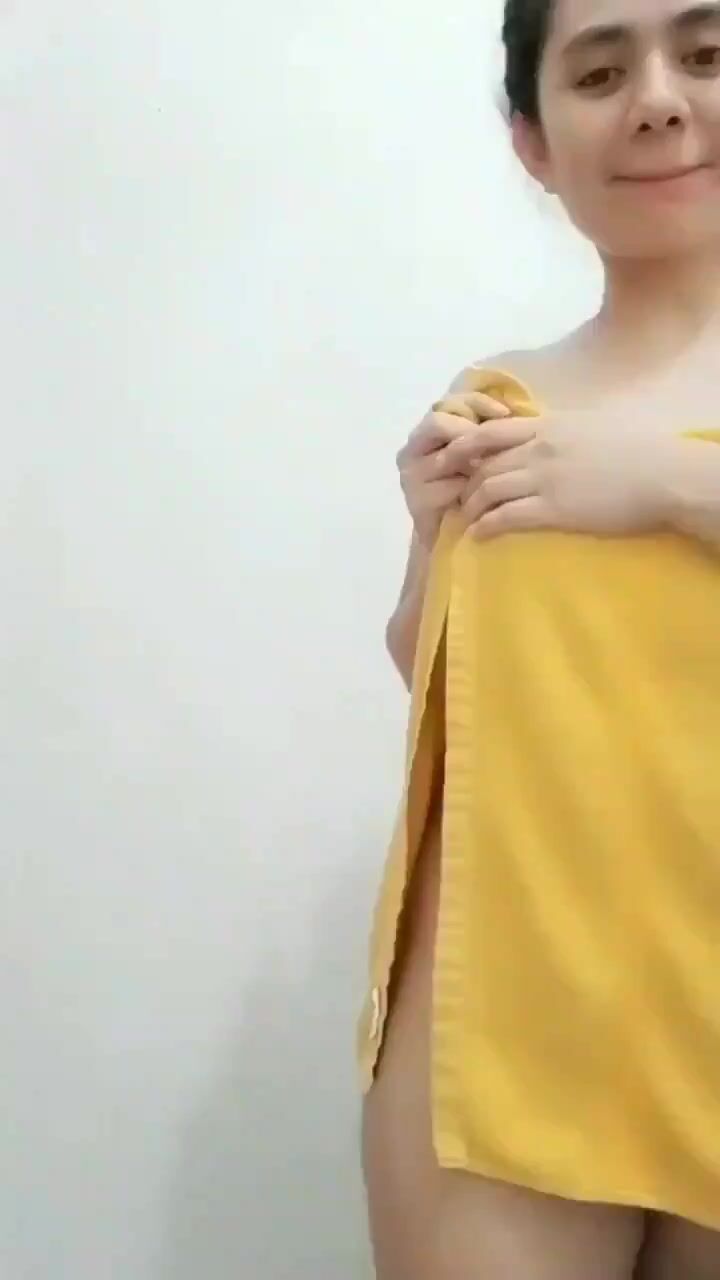 Kimaya Agatha pose hot