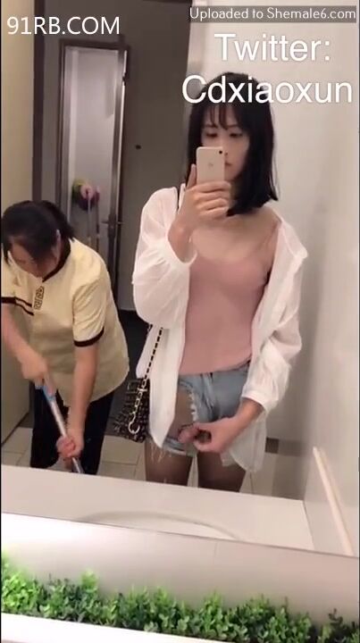 tssweethess - women's restroom masturbation