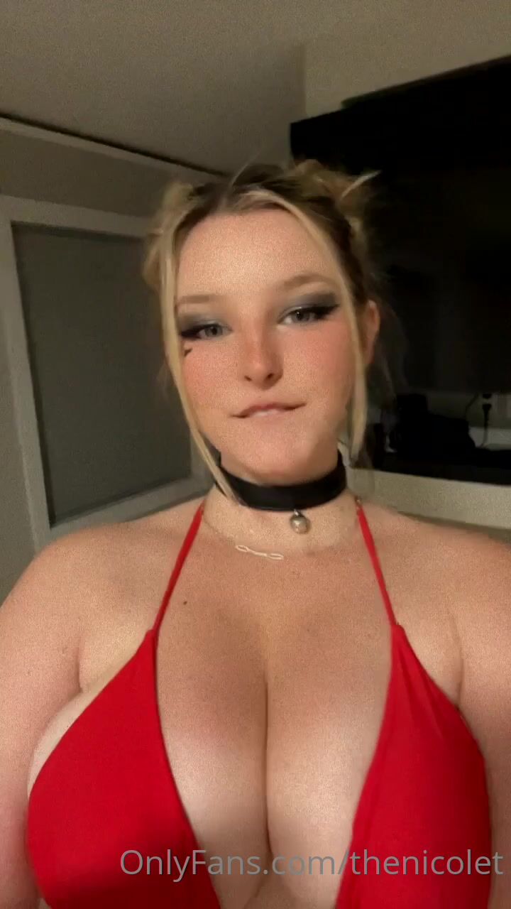 nicolet tits