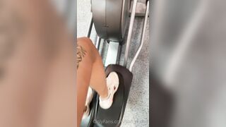 sofi_n_den Spits on Her Sweaty Feet For You After Gym
