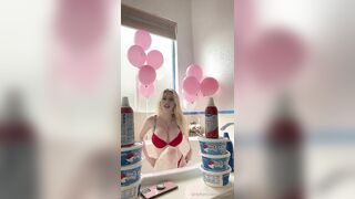MsFiiire Bithday Nude Whipped Cream Play Onlyfans Leak