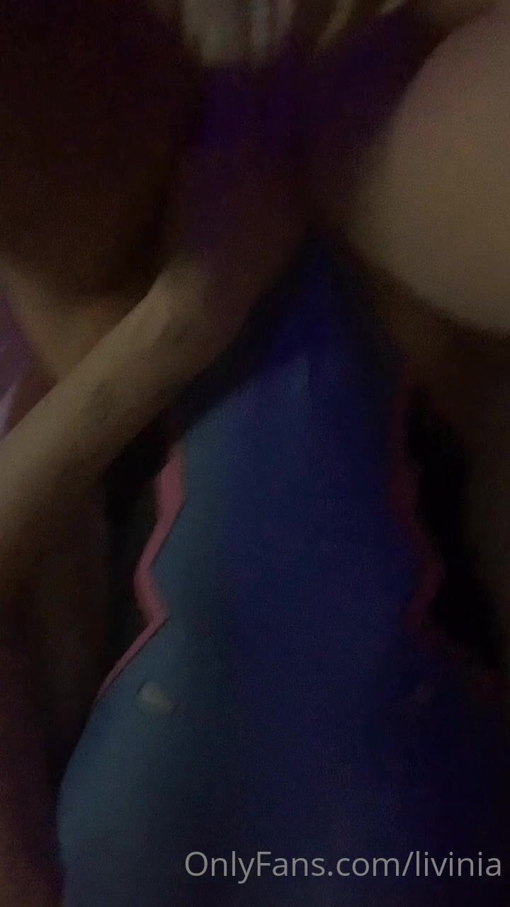 Livinia dildo fuck while gaming