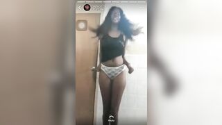 Nicole Twerk 1
