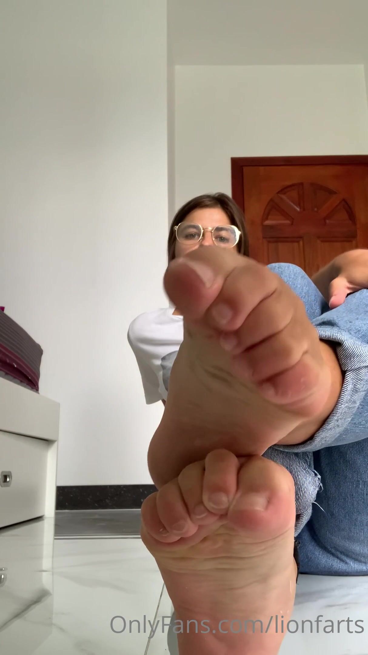 Eisenbergdom - Sock removal