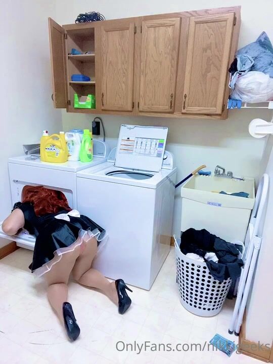 Nikki Geeks Maid