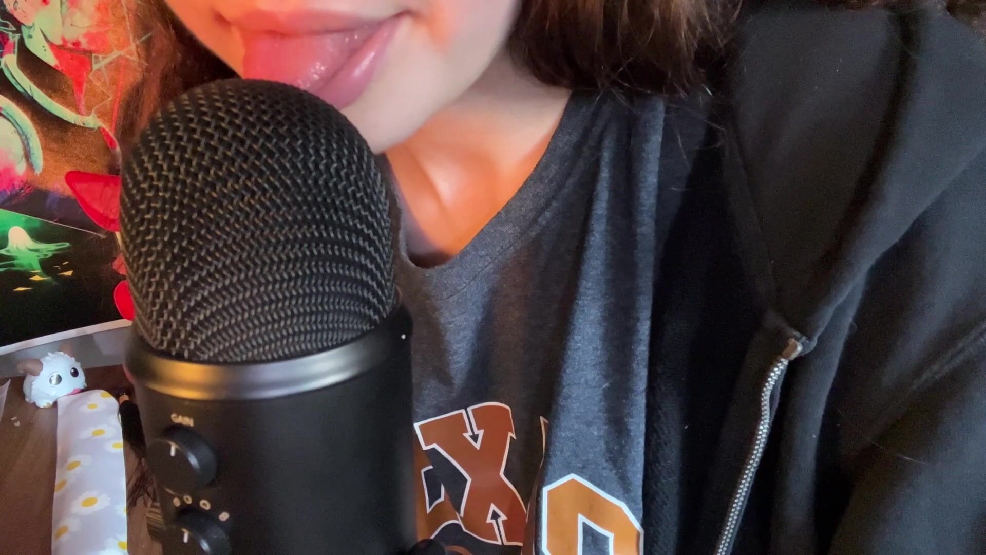 ASMRmpits Lollipop Licking