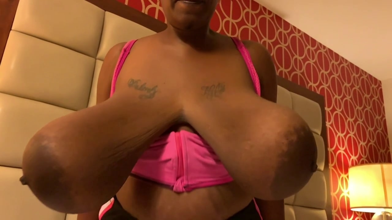 Dalovelynyny: Shaking huge hangers !