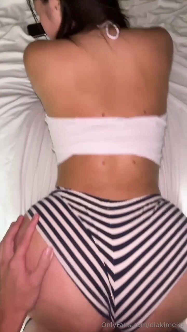 Diakimeko doggy style