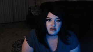 the_eeby_deeby flashing her tits live on twitch