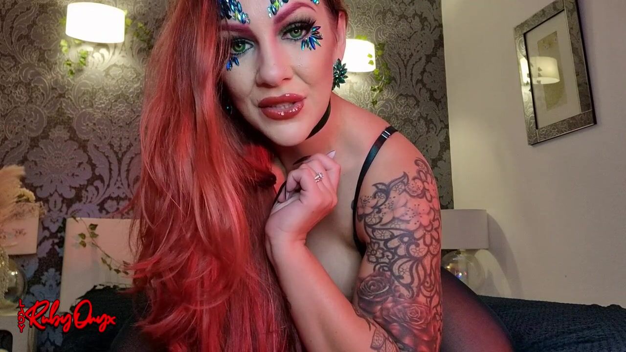 Ruby Onyx - Poison Ivy Preps You For A Pounding