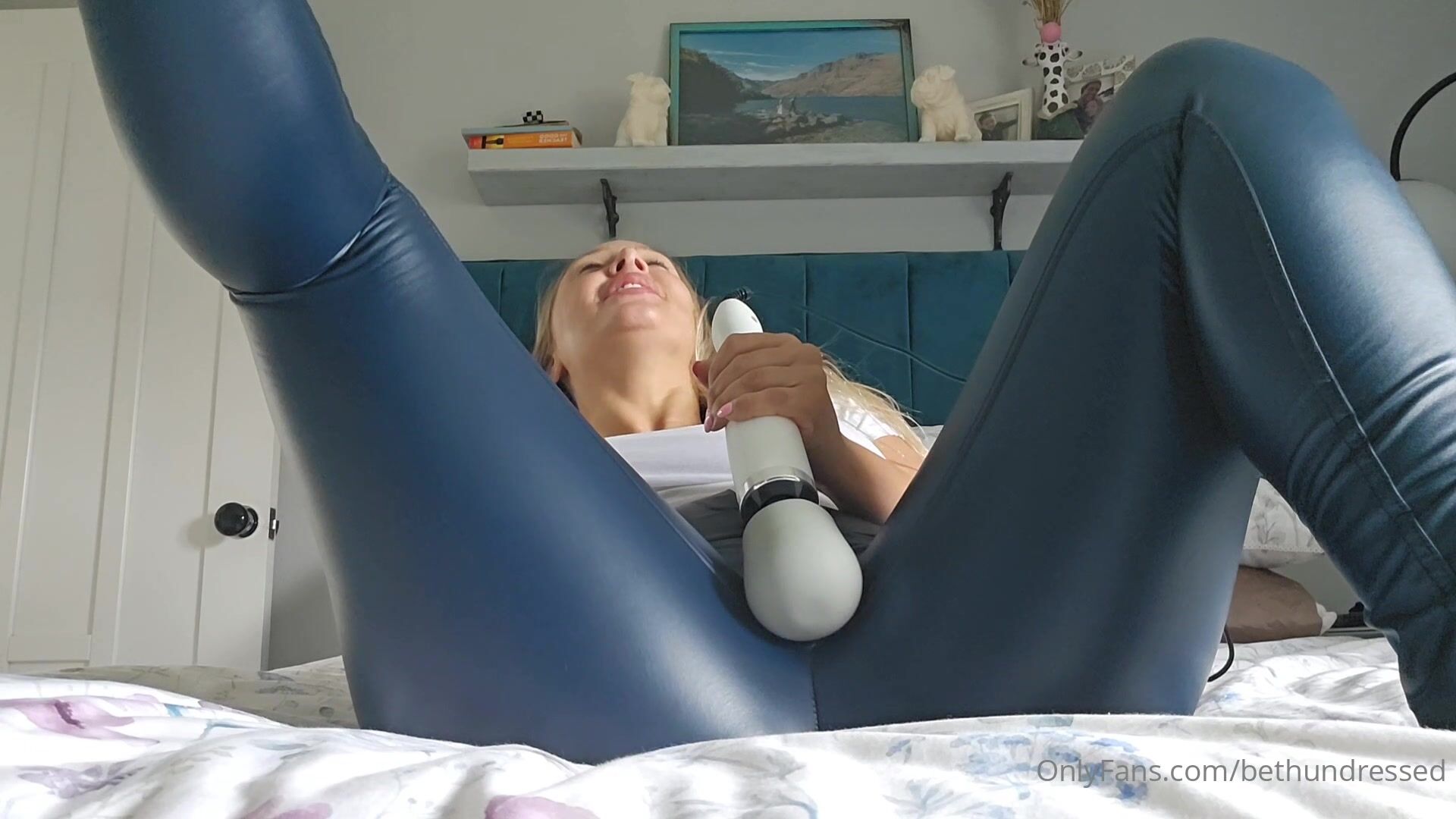 This video is a private video uploaded by The_Lazy_Eye_VIP. 