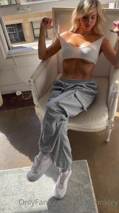 Brennah Blonde Goddess is a Tease