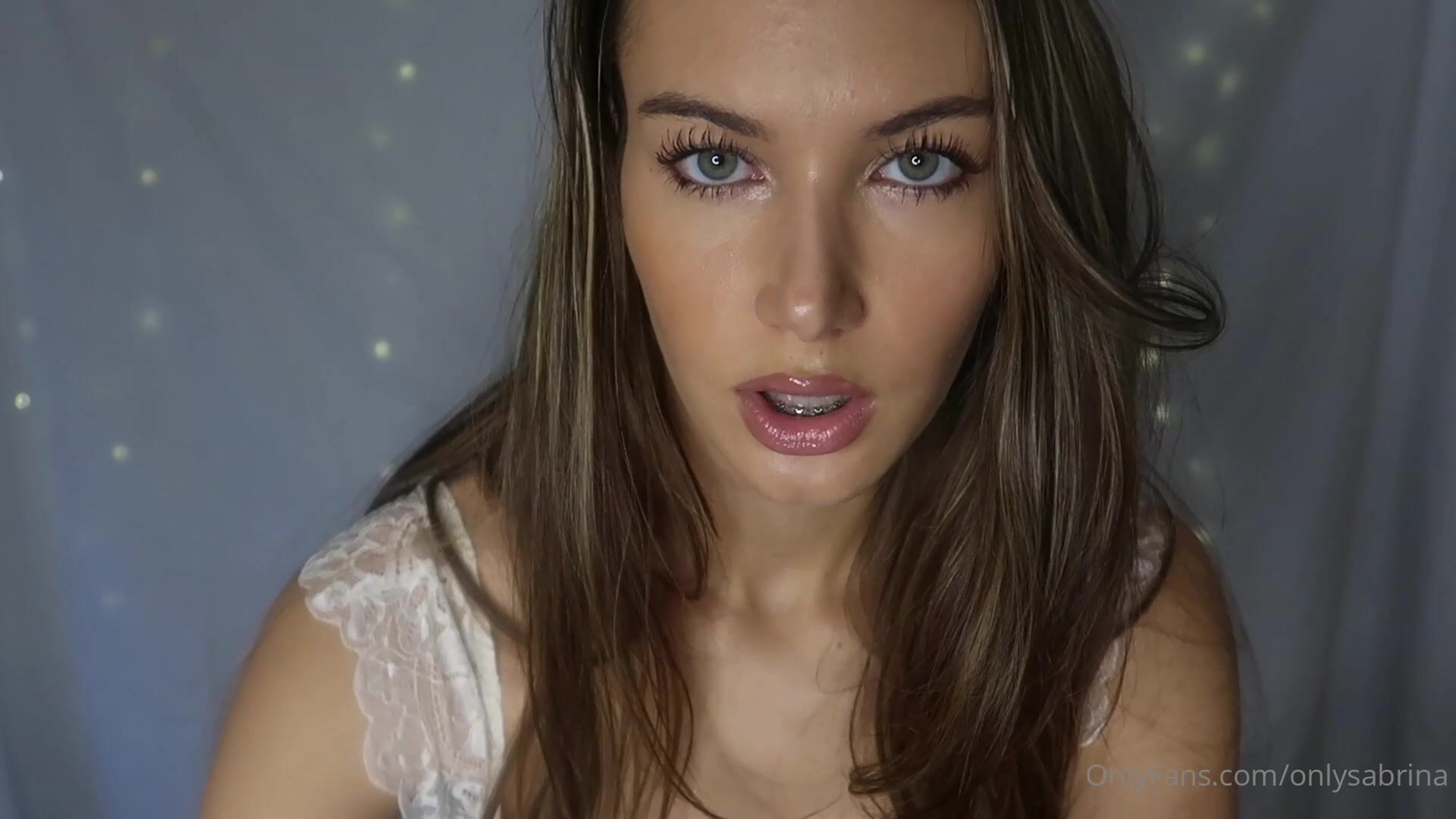 Sabrina Vaz ASMR