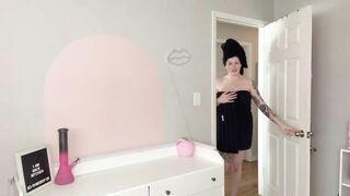 Pink Drip - Freaky Roommate Taste Your Load
