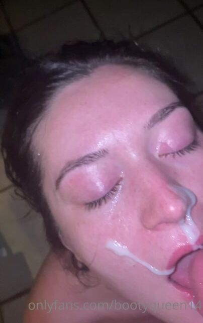 Cumshot on Kira's Face