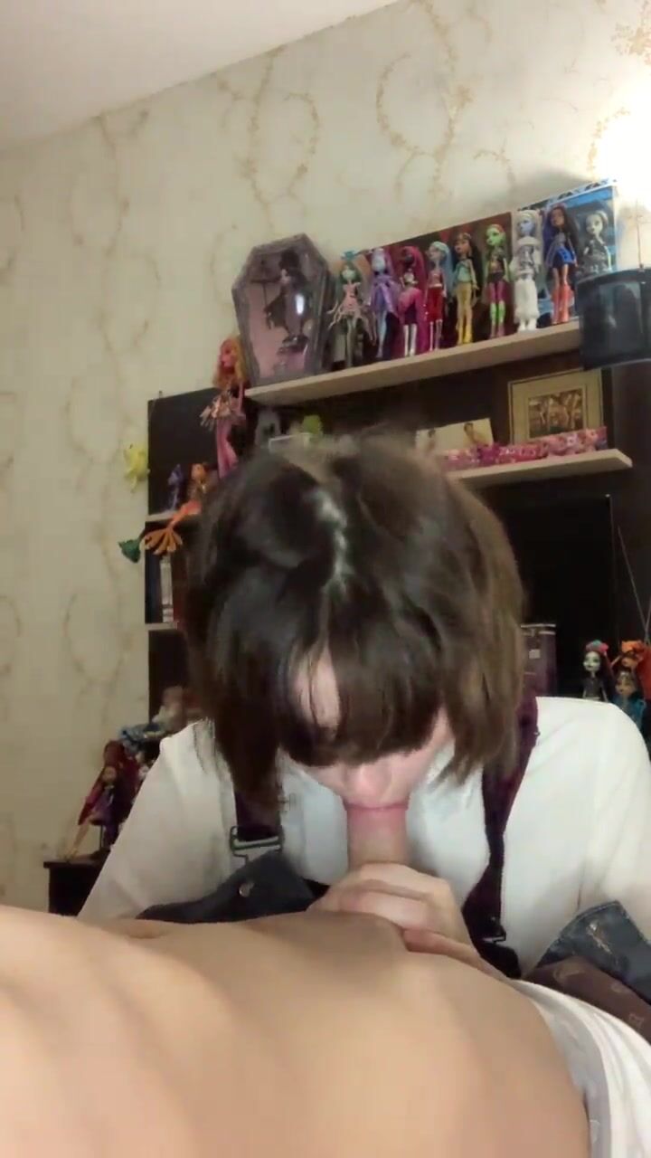Yoursmalldoll blowjob
