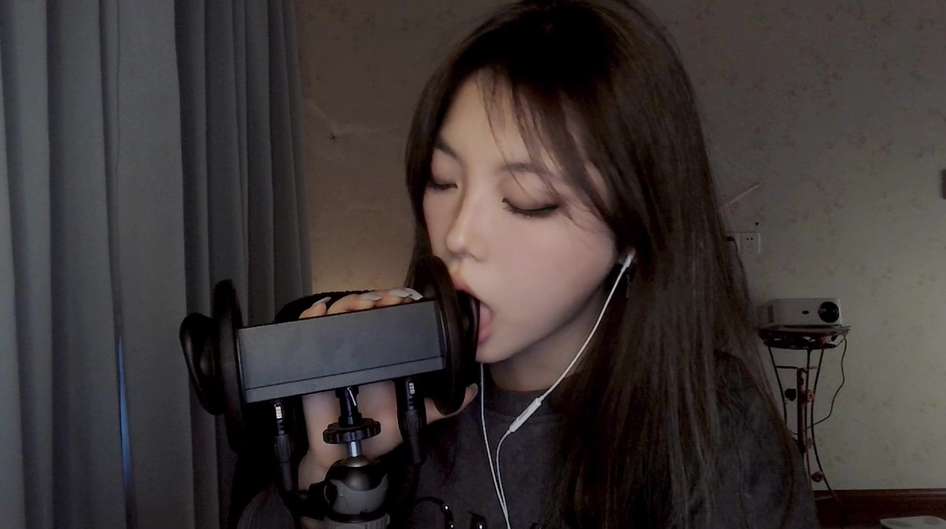 Bean bun ASMR