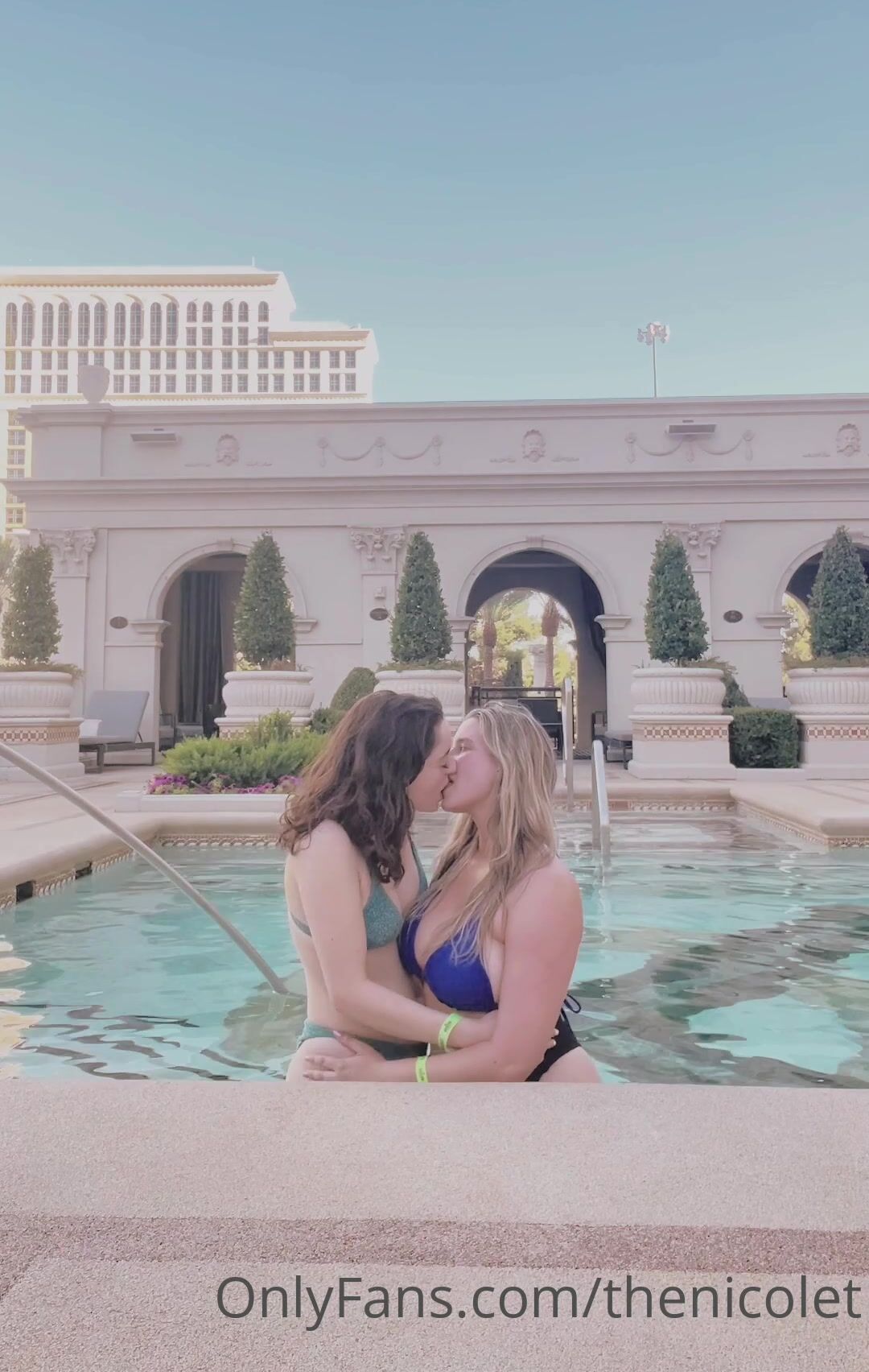 Thenicolet twerk and makeout